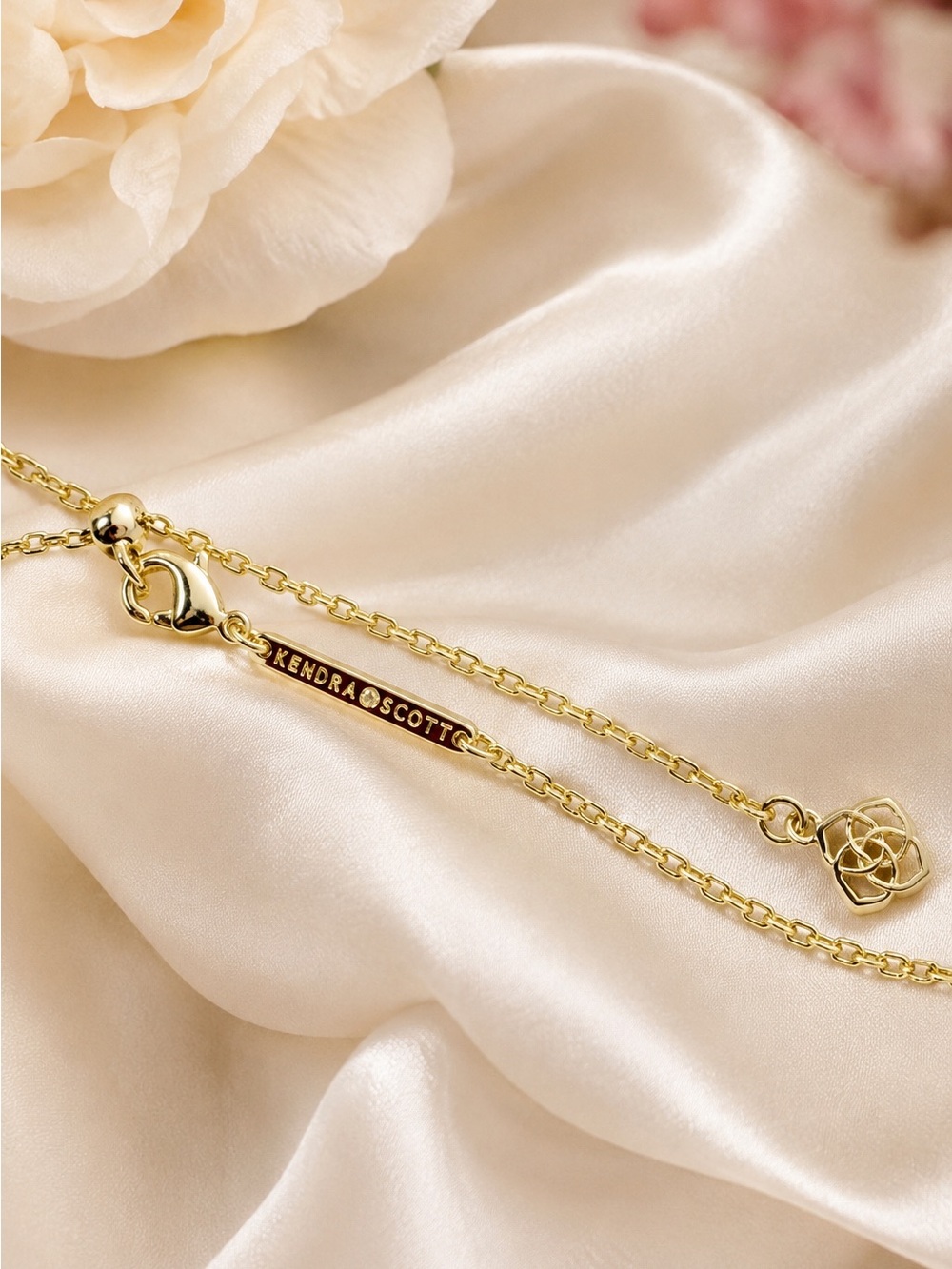 Kendra Scott Krista Gold Bow Short Pendant Necklace in White Mix - Picture 8 of 8